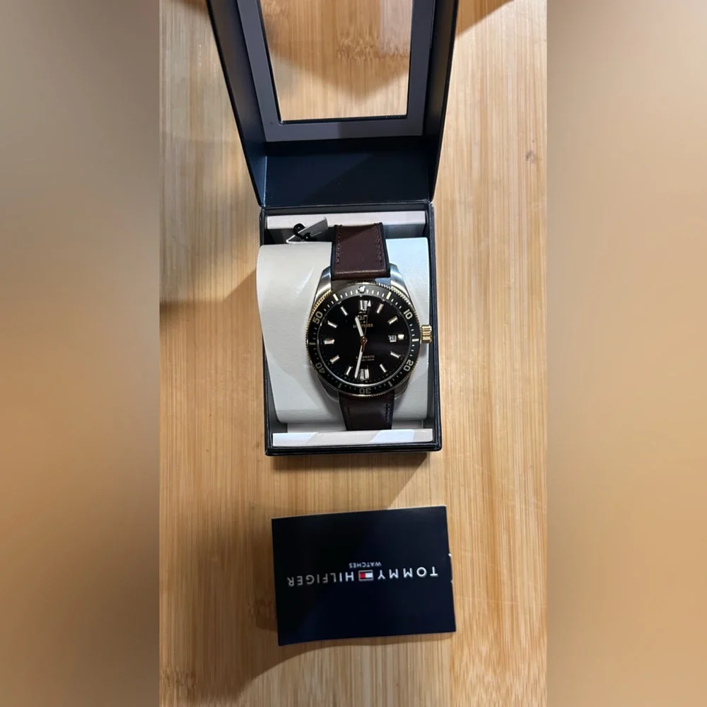 Tommy Hilfiger Automatic Watch With 40mm Black Face & Leather & Silicone Band